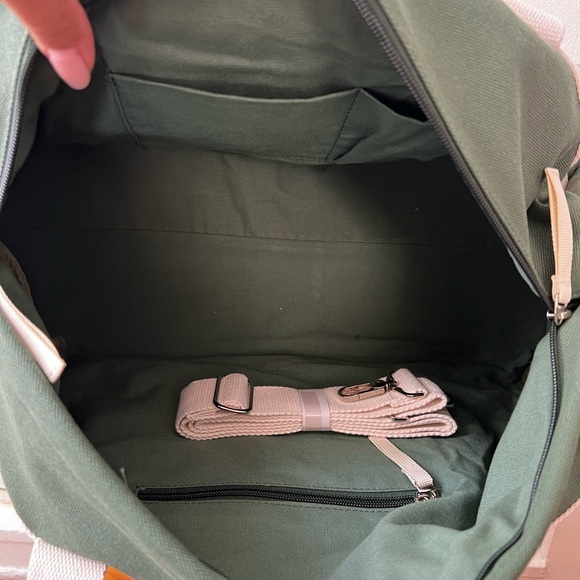 Sami Clarke Form The Duffle Bag - Picture 5 of 6